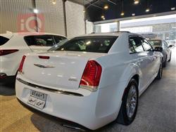 کرایسلەر 300